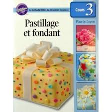 Livre "Pastillage et fondant" (902-9773)